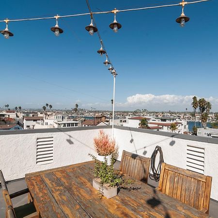 50 M To Sand Lgb 2 King Suites Long Beach Exterior photo